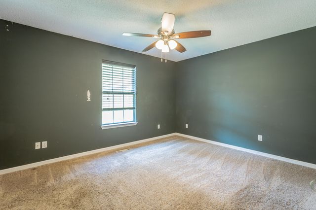 1097 Harvest Knoll Lane, Soddy Daisy, TN 37379