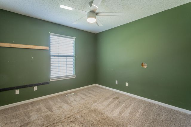 1097 Harvest Knoll Lane, Soddy Daisy, TN 37379