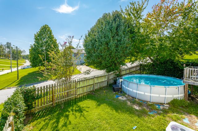 1097 Harvest Knoll Lane, Soddy Daisy, TN 37379