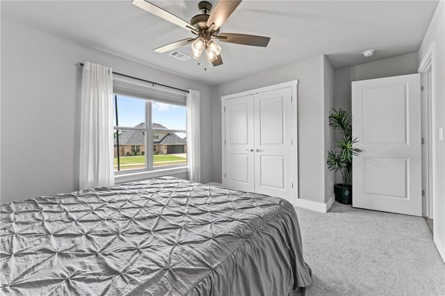 705 W Jillian Street, Siloam Springs, AR 72761