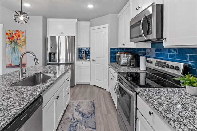 705 W Jillian Street, Siloam Springs, AR 72761