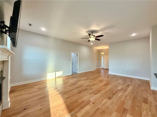3692 Avon Avenue, Springdale, AR 72764