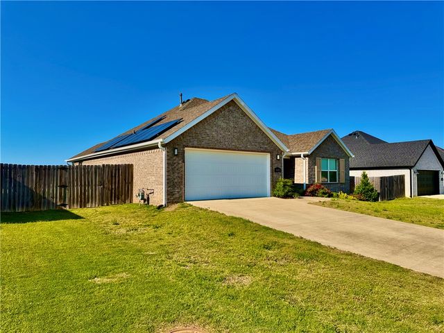 3692 Avon Avenue, Springdale, AR 72764