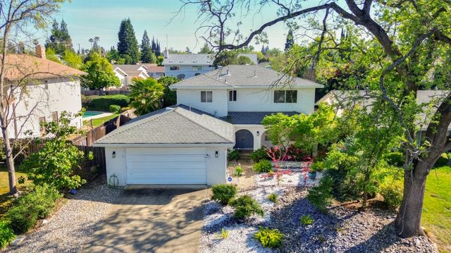 1027 Charleston Cir, Roseville, CA 95661