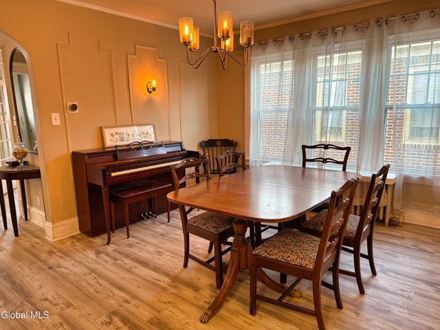 81 Edgecomb Street, Albany, NY 12209