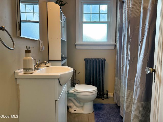 81 Edgecomb Street, Albany, NY 12209