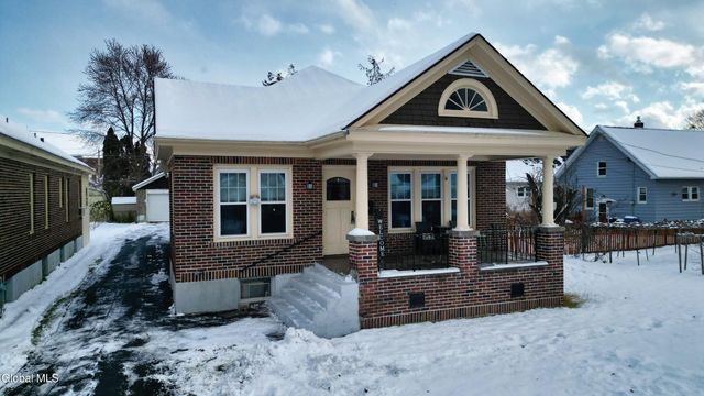 81 Edgecomb Street, Albany, NY 12209