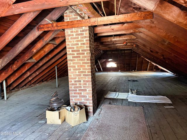 81 Edgecomb Street, Albany, NY 12209