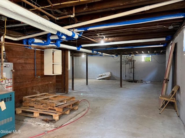 81 Edgecomb Street, Albany, NY 12209