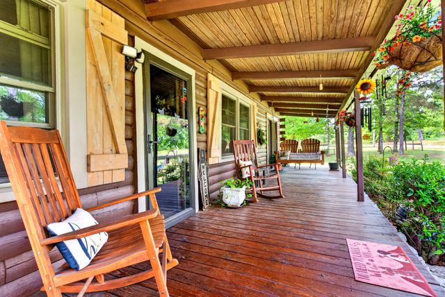 147 Napier Rd, Hohenwald, TN 38462