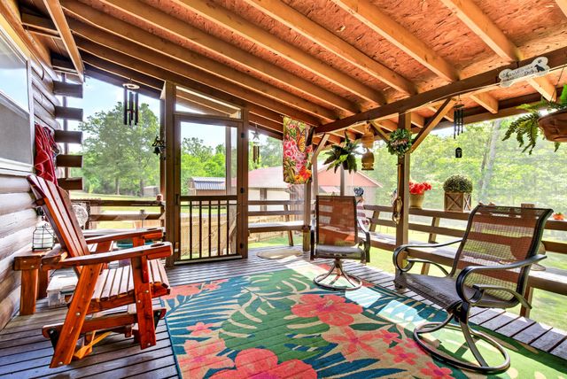 147 Napier Rd, Hohenwald, TN 38462