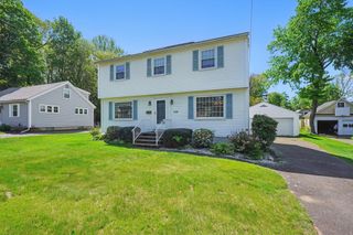 153 Maple Road, Longmeadow, MA 01106