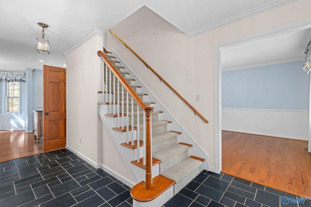 2102 Woodcliff Road, Huntsville, AL 35801