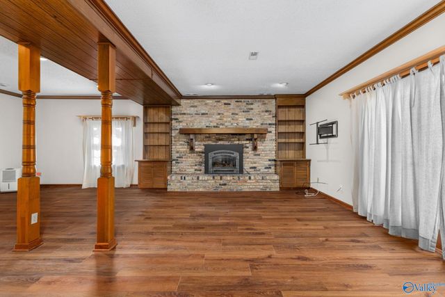 2102 Woodcliff Road, Huntsville, AL 35801