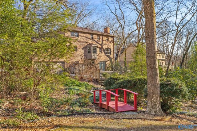 2102 Woodcliff Road, Huntsville, AL 35801