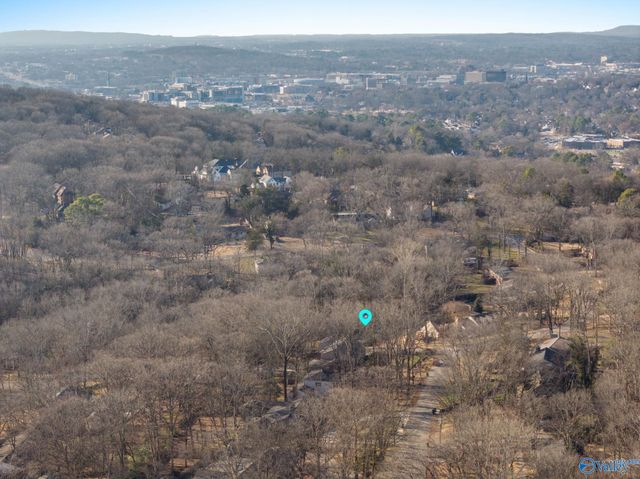 2102 Woodcliff Road, Huntsville, AL 35801