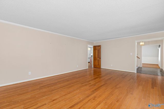 2102 Woodcliff Road, Huntsville, AL 35801