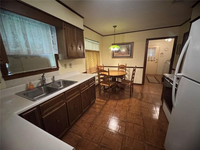 1575 Regency Drive, Mobile, AL 36693