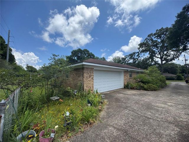 1575 Regency Drive, Mobile, AL 36693