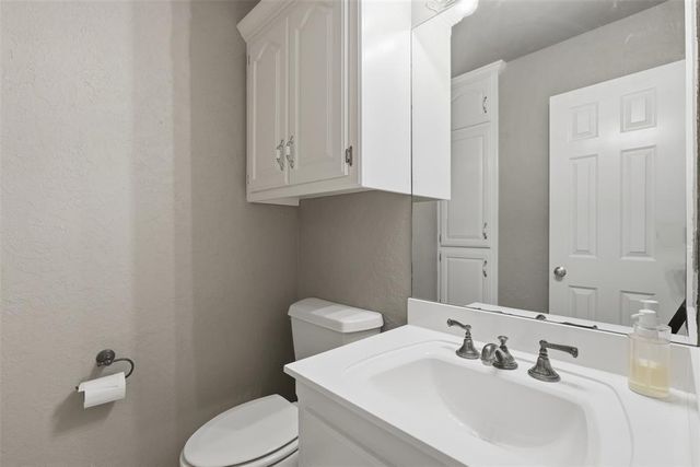 4737 Hemlock Circle, Oklahoma City, OK 73162