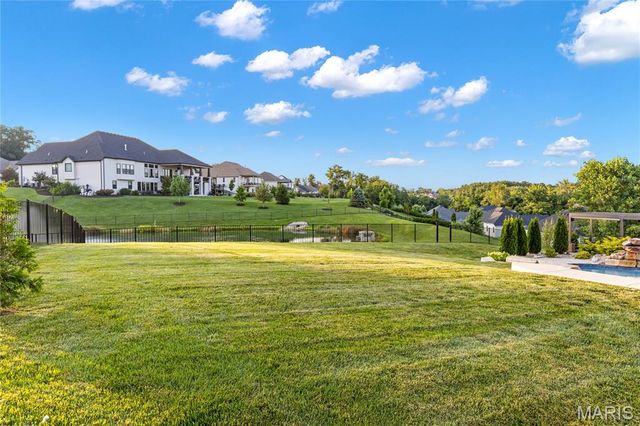 205 Westleigh Court, O'fallon, MO 63385
