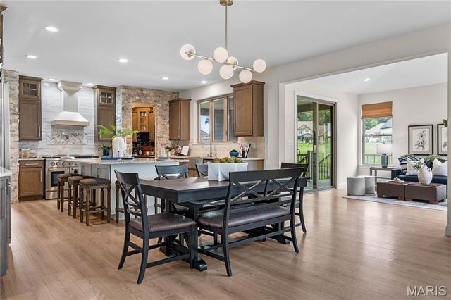 205 Westleigh Court, O'fallon, MO 63385