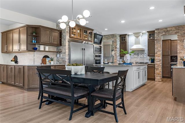 205 Westleigh Court, O'fallon, MO 63385