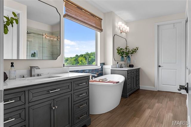 205 Westleigh Court, O'fallon, MO 63385