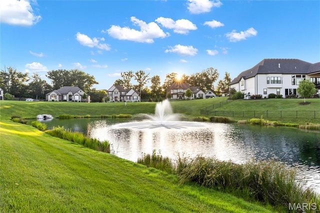 205 Westleigh Court, O'fallon, MO 63385