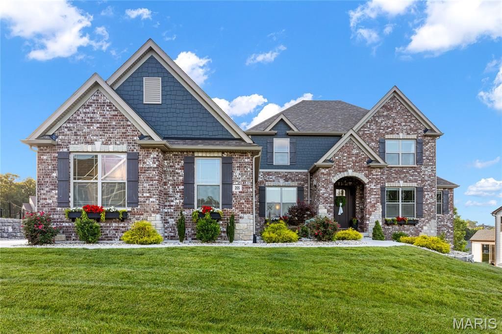 205 Westleigh Court, O'fallon, MO 63385
