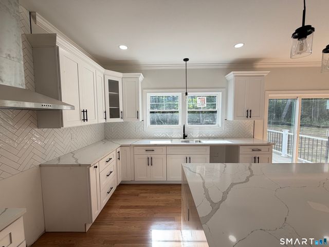 450 Bluff View Drive, Guilford, CT 06437