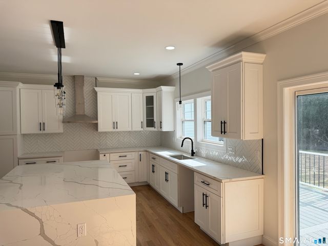 450 Bluff View Drive, Guilford, CT 06437