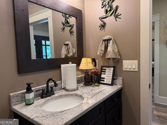 153 Lakeshore Drive, Eatonton, GA 31024