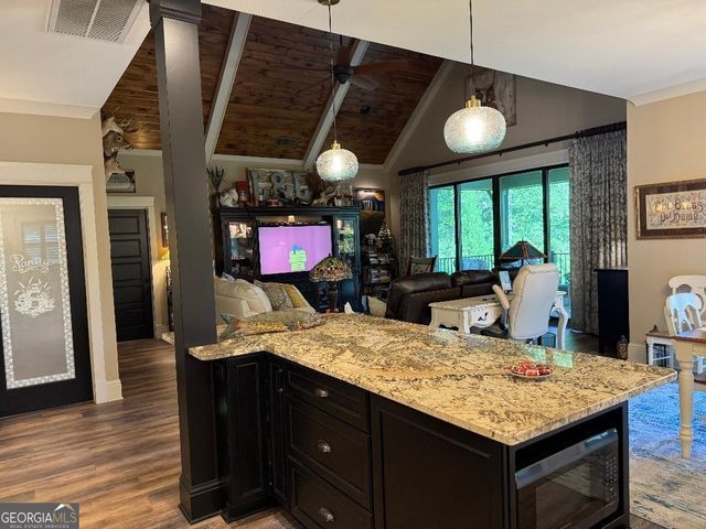 153 Lakeshore Drive, Eatonton, GA 31024