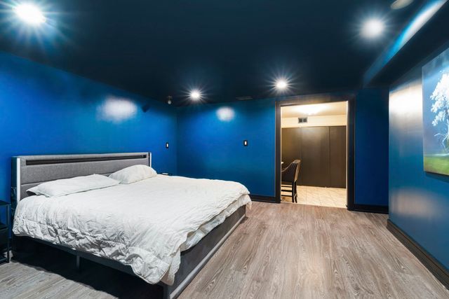 6337 Roosevelt Road 107, Berwyn, IL 60402