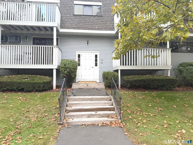 42 Churchill Drive 42, Newington, CT 06111