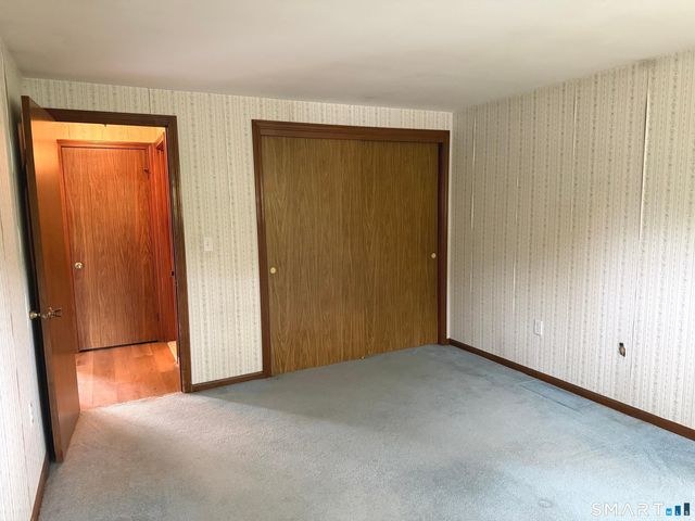 42 Churchill Drive 42, Newington, CT 06111