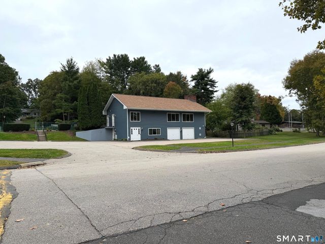 42 Churchill Drive 42, Newington, CT 06111