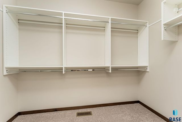 2312 E Brek St Street, Brandon, SD 57005