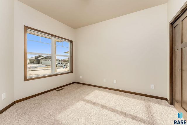 2312 E Brek St Street, Brandon, SD 57005