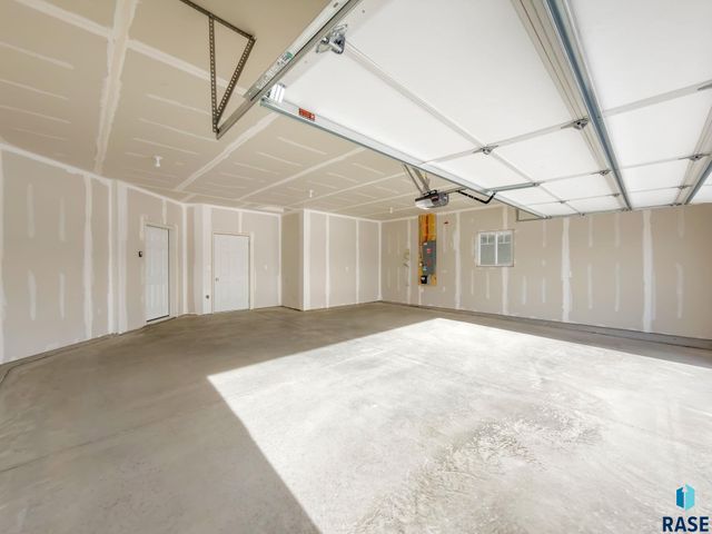 2312 E Brek St Street, Brandon, SD 57005