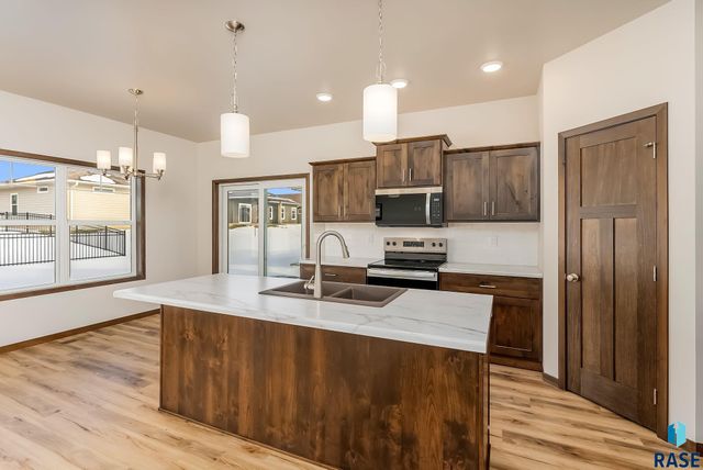 2312 E Brek St Street, Brandon, SD 57005