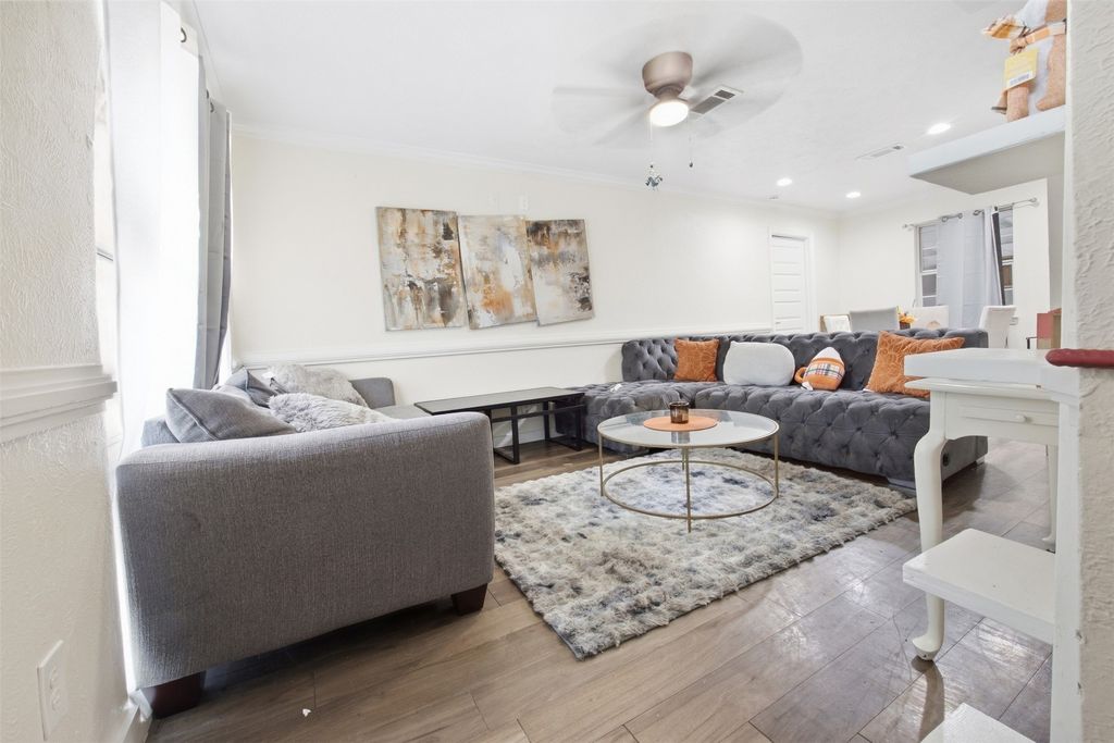 1801 Garden Oaks Drive, Irving, TX 75061 — photo 3