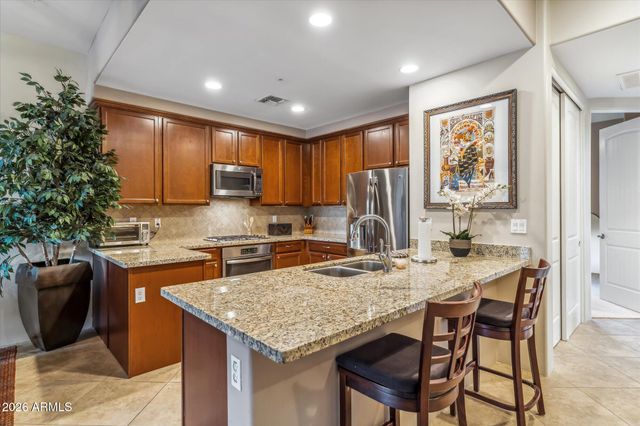 36600 N CAVE CREEK Road D11, Cave Creek, AZ 85331