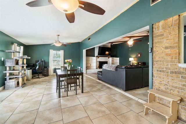82 E Meadowlark Road, Lawton, OK 73507