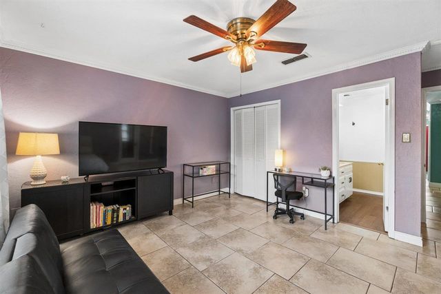 82 E Meadowlark Road, Lawton, OK 73507