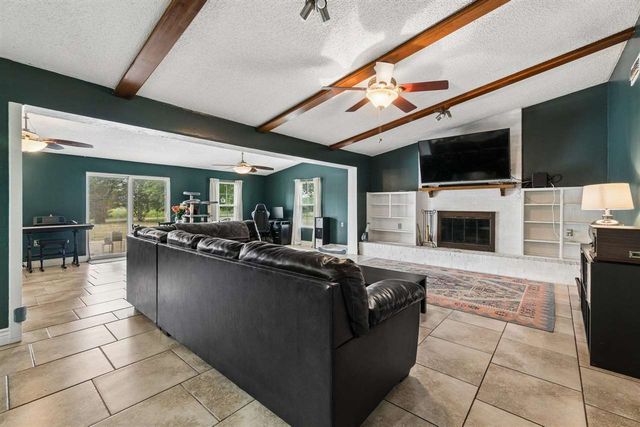 82 E Meadowlark Road, Lawton, OK 73507