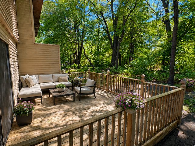 110 South Drive E, Circle Pines, MN 55014