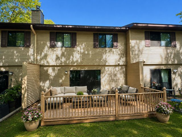 110 South Drive E, Circle Pines, MN 55014