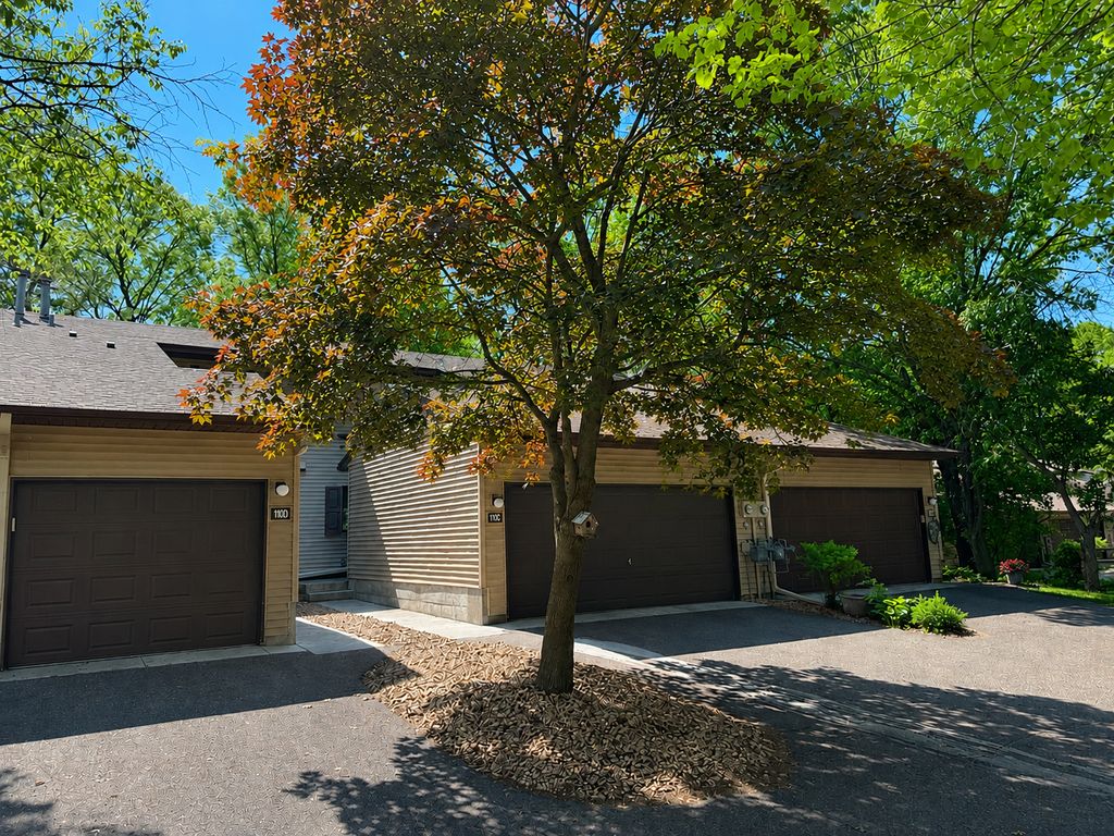 110 South Drive E, Circle Pines, MN 55014